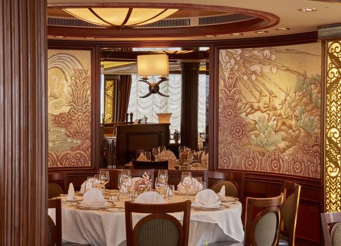 Cunard - Queen Elizabeth - Princess Grill Restaurant.jpg